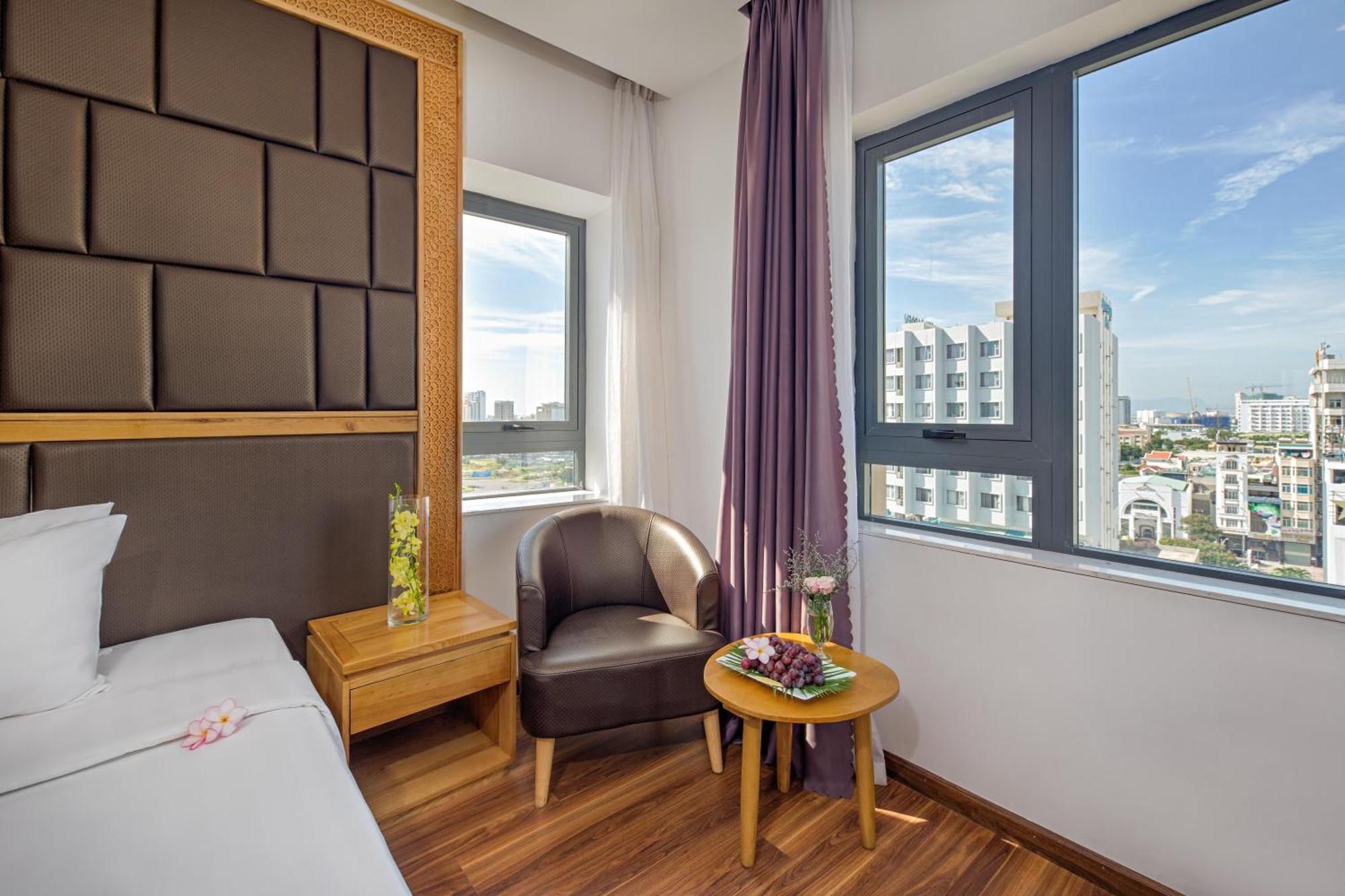Bliss Luxury Hotel Дананг Экстерьер фото