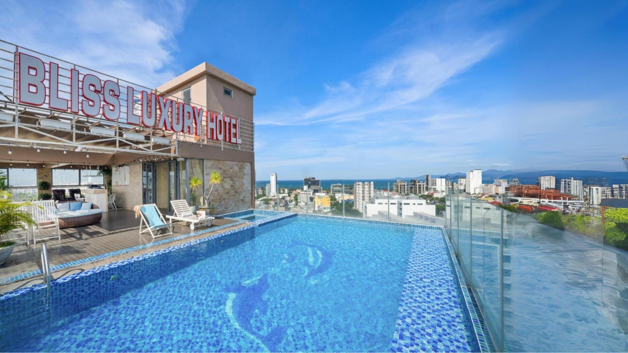 Bliss Luxury Hotel Дананг Экстерьер фото