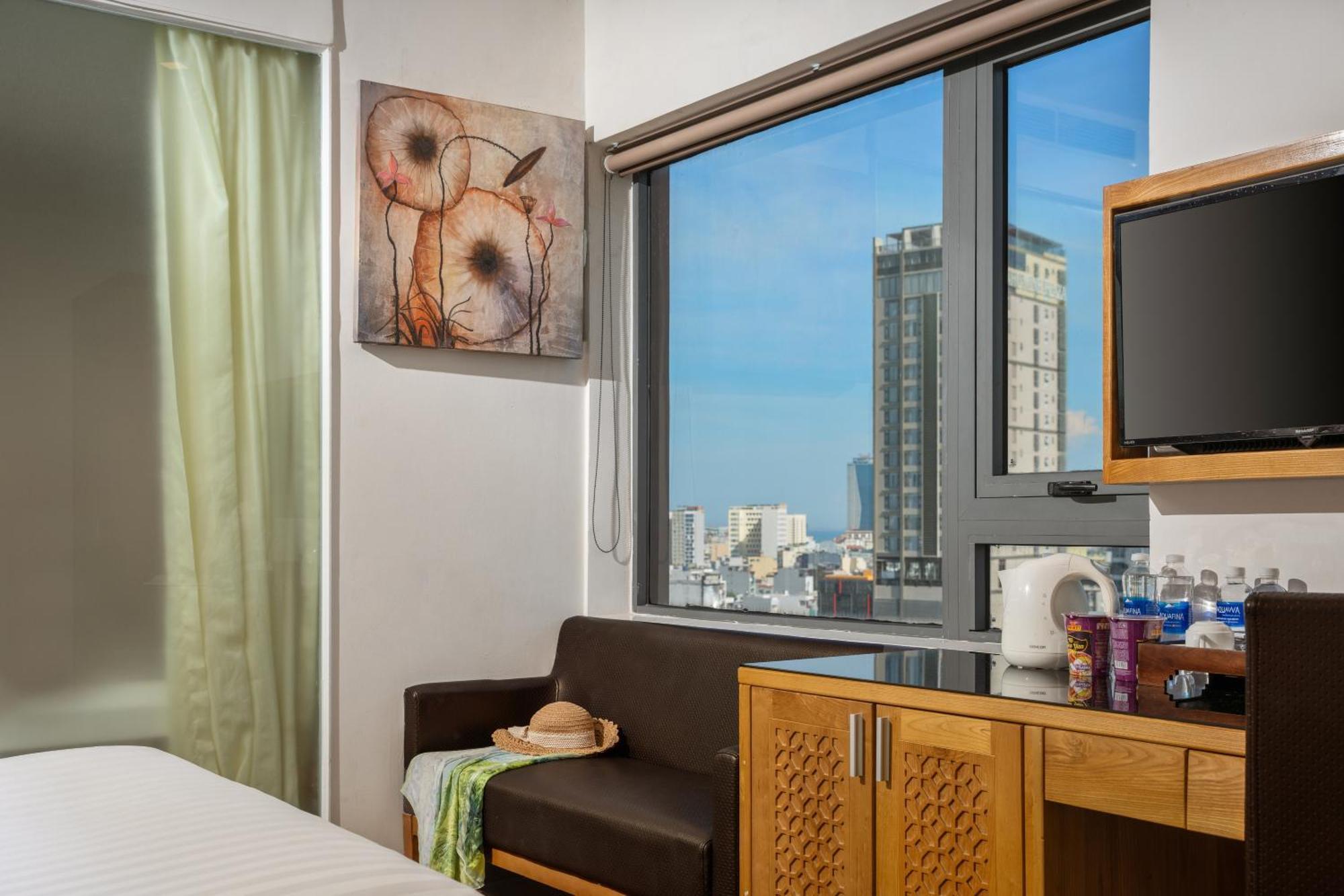 Bliss Luxury Hotel Дананг Экстерьер фото