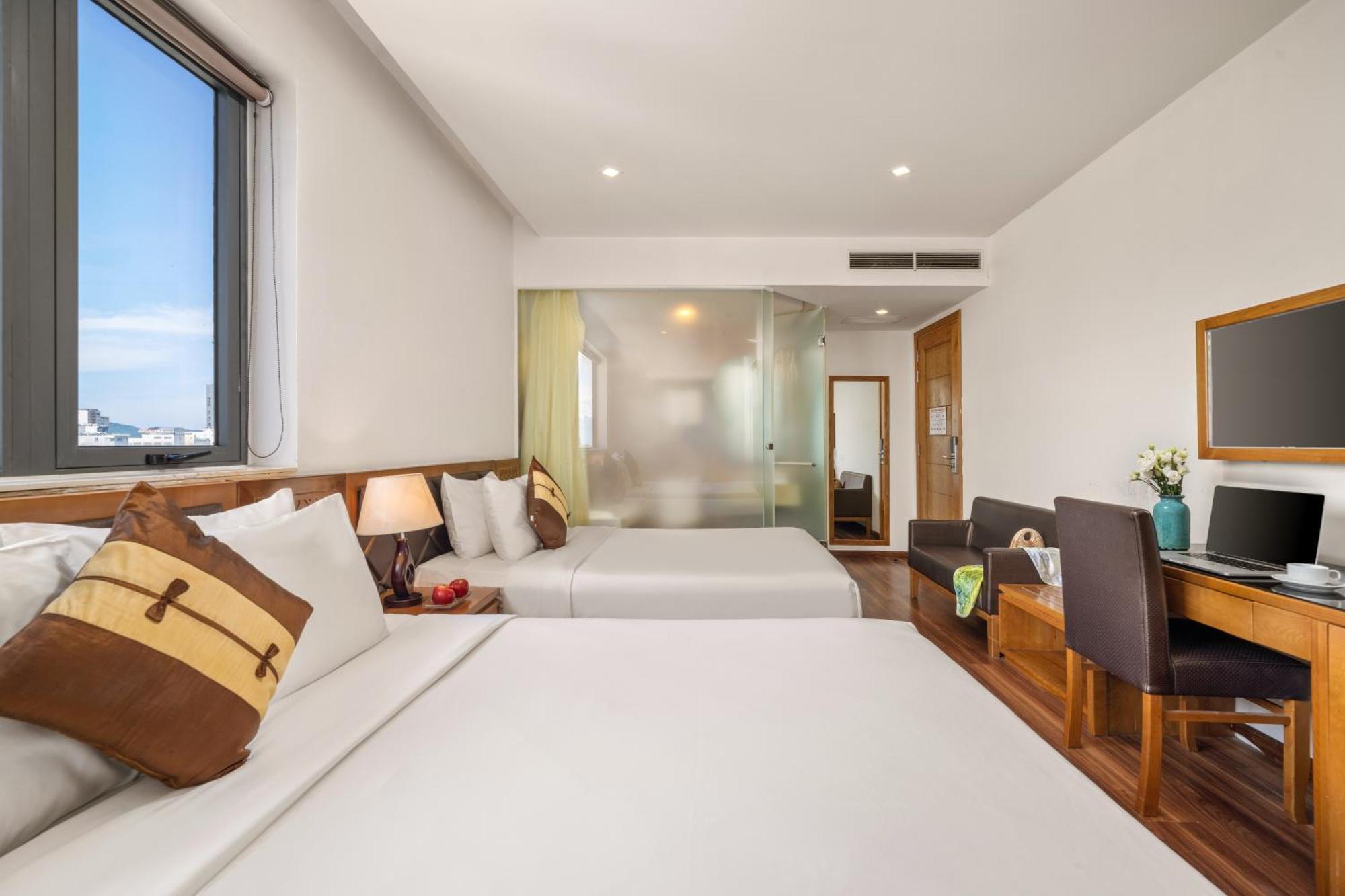 Bliss Luxury Hotel Дананг Экстерьер фото