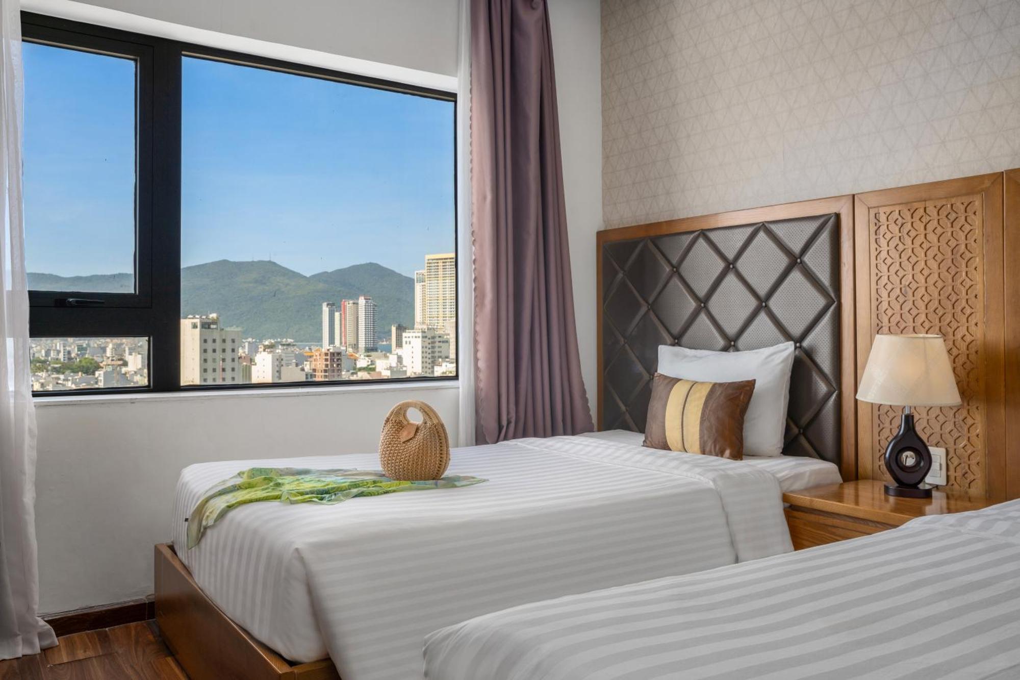 Bliss Luxury Hotel Дананг Экстерьер фото